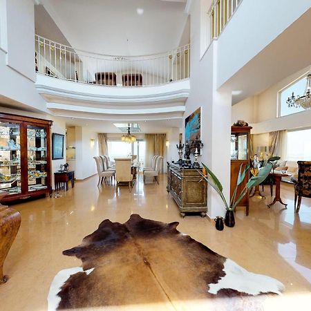Luxury Villa Allure Dhafnes Ngoại thất bức ảnh
