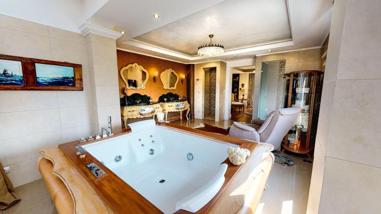Luxury Villa Allure Dhafnes Ngoại thất bức ảnh