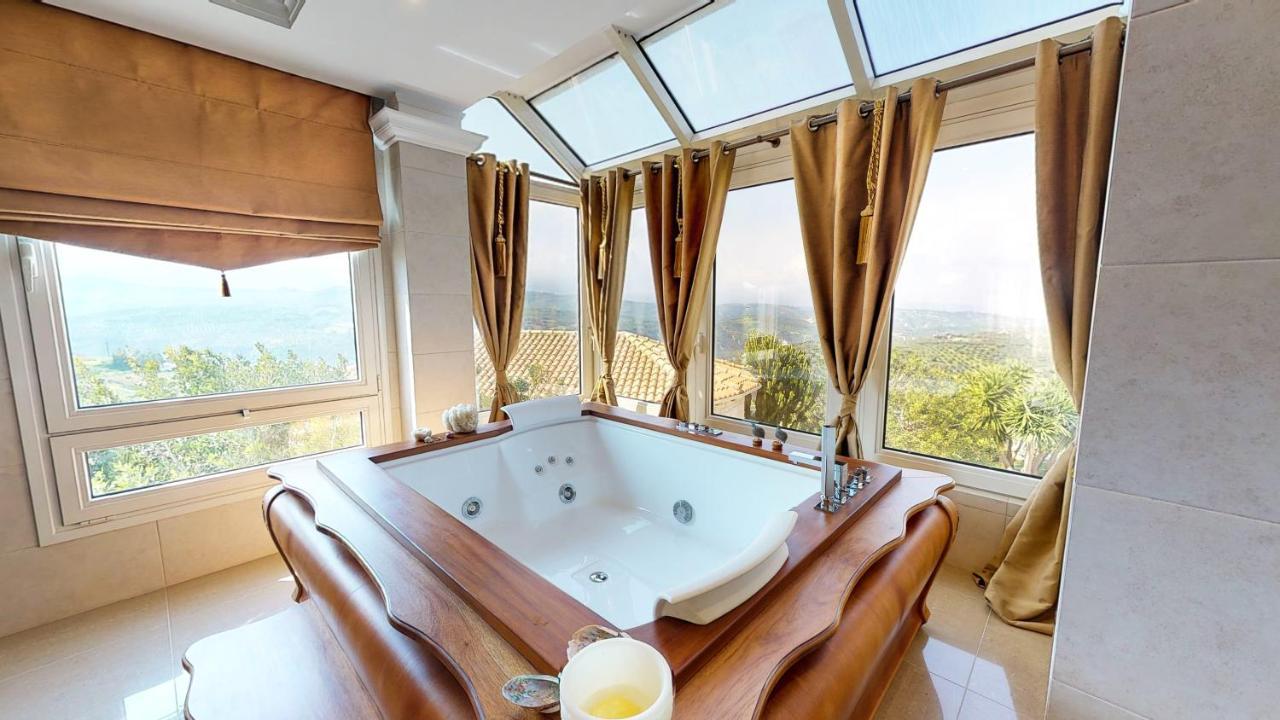 Luxury Villa Allure Dhafnes Ngoại thất bức ảnh